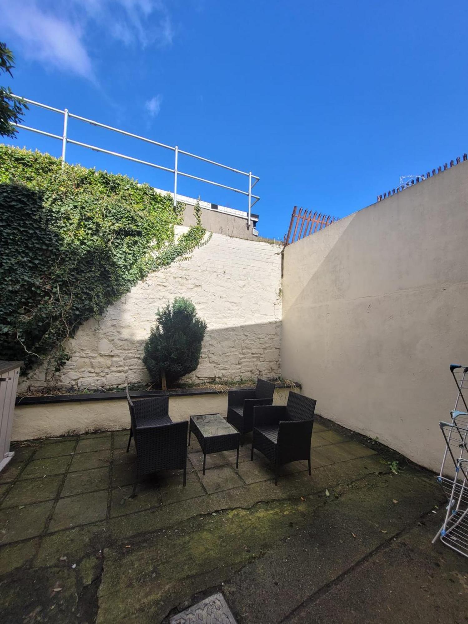 Villa Recently Renovated Dublin City House Extérieur photo